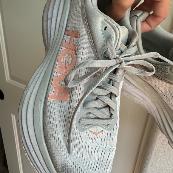 Hoka one one Bondi 8 women’s size 7.5B - Picture 7 of 16